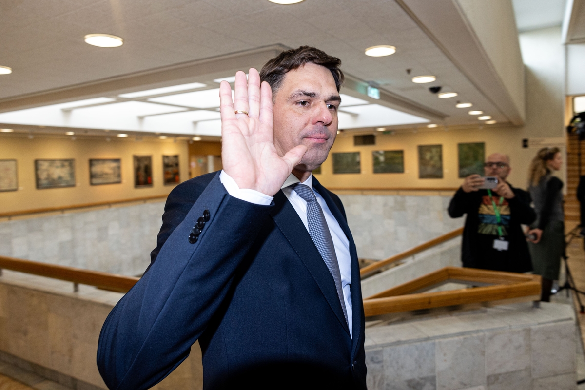 Naujosios sudėties Vyriausybė susirinko į pirmąjį posėdį
