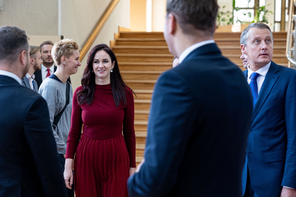Naujosios sudėties Vyriausybė susirinko į pirmąjį posėdį