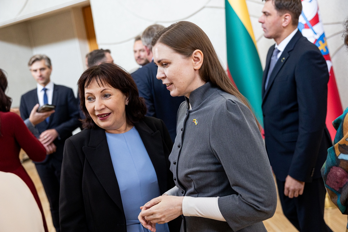 Naujosios sudėties Vyriausybė susirinko į pirmąjį posėdį