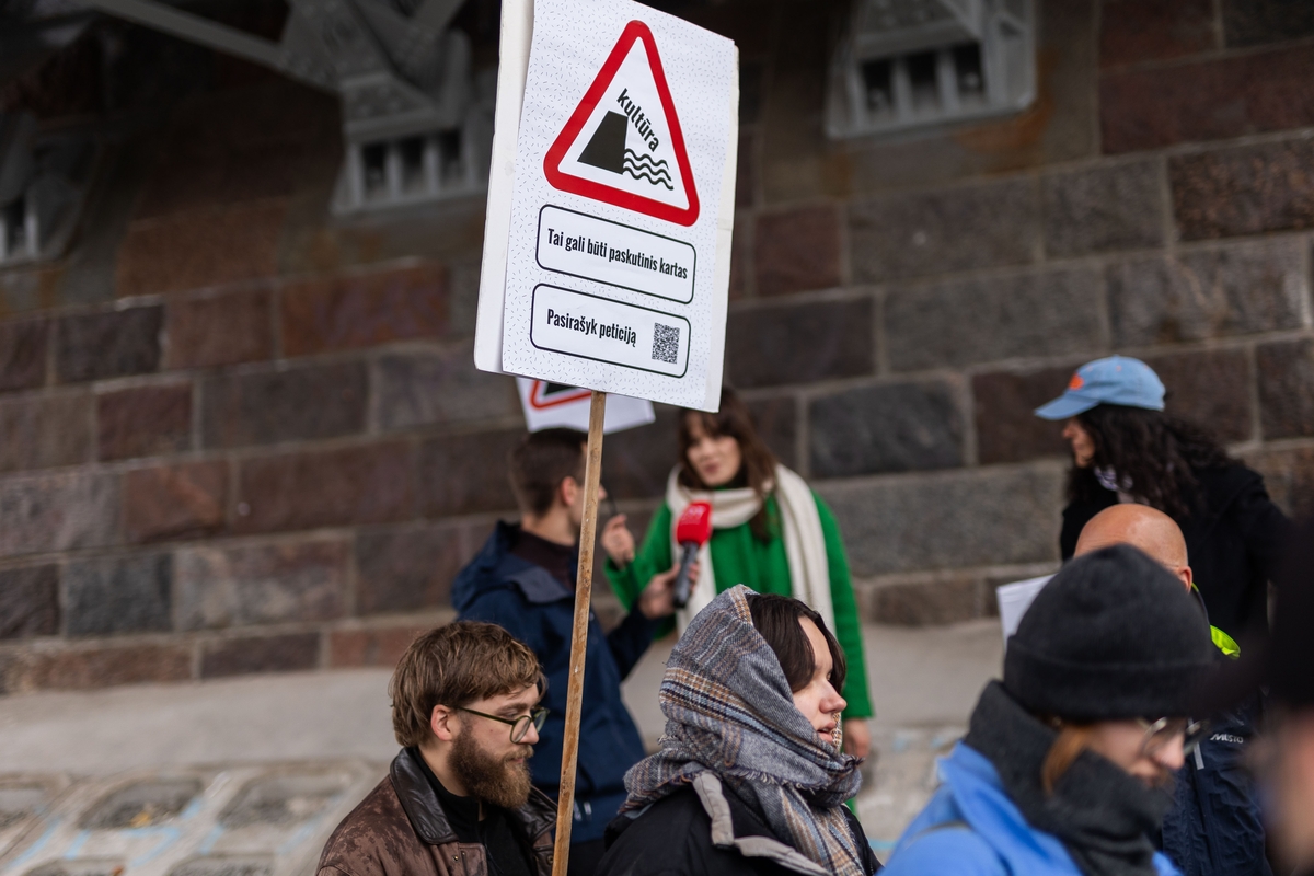 „Tai gali būti paskutinis kartas“: kultūrininkų streikas visoje Lietuvoje