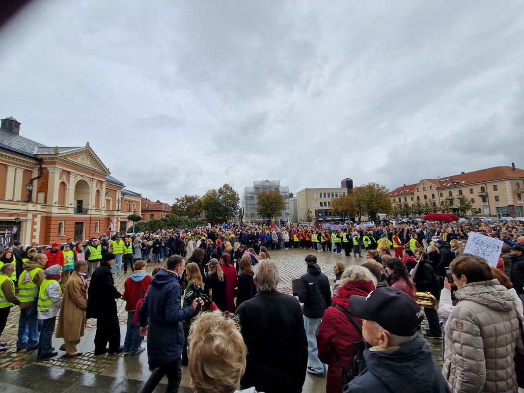 Teatro aikštėje – įspėjamasis streikas „Tai gali būti paskutinis kartas“