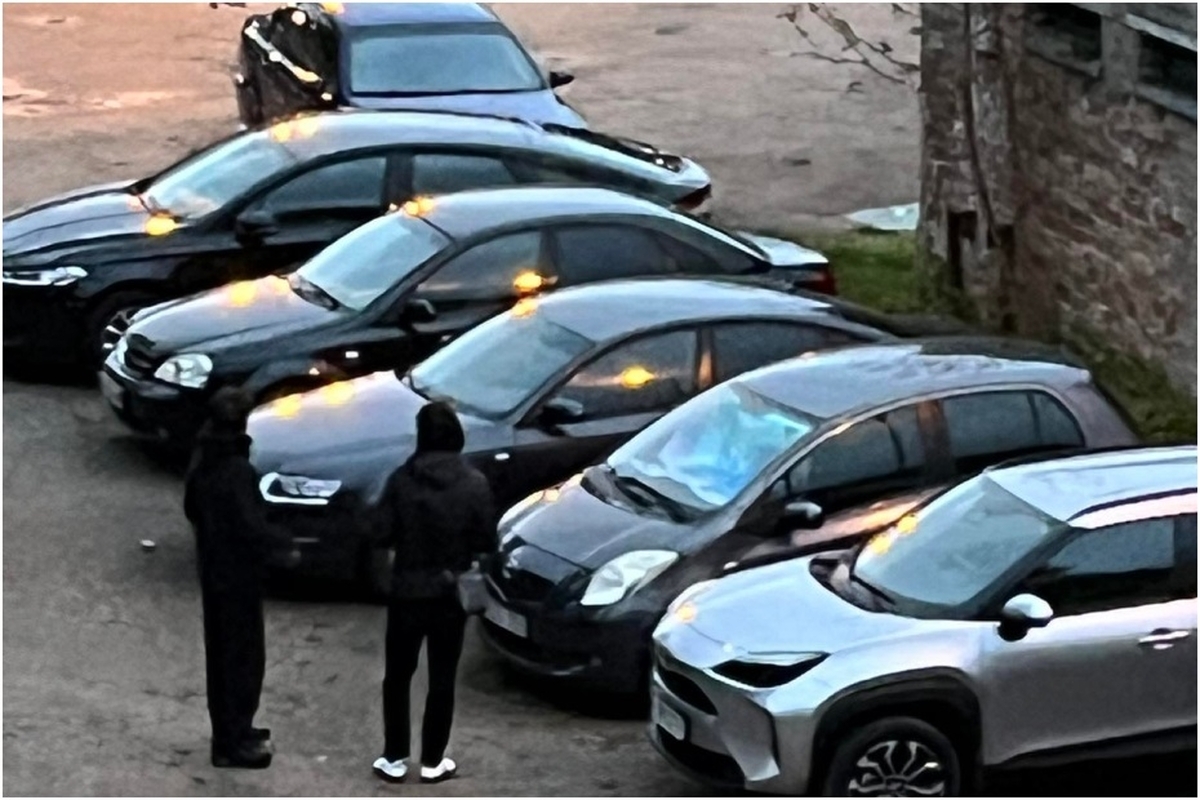 Iš stovėjimo aikštelės dingo prabangus panevėžiečių „Mercedes-Benz“