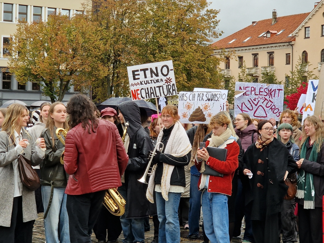 Teatro aikštėje – įspėjamasis streikas „Tai gali būti paskutinis kartas“