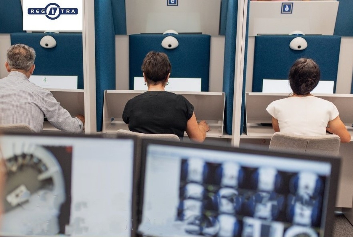 Statistika: pernai iš viso laikyti 136 676 teorijos ir 144 465 praktikos egzaminai.
