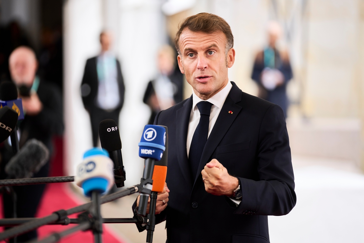 Macronas įspėja dėl Rusijos įtakos Europos demokratijose
