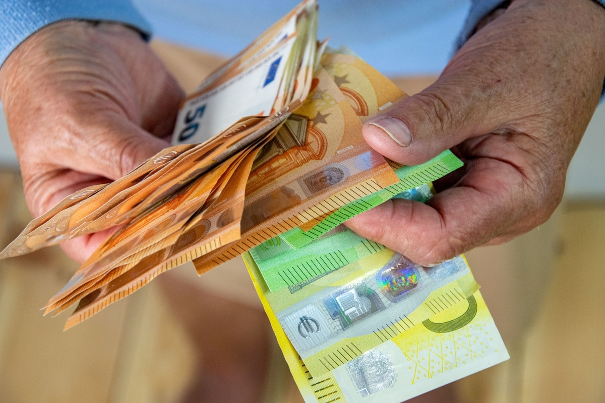 Šiems žmonėms pataria pasitraukti iš antrosios pensijų pakopos