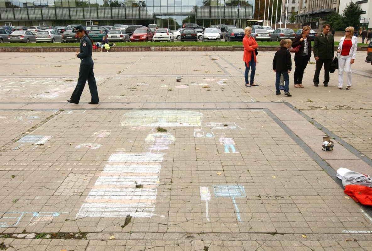 Piešinių konkursas „Mums saugu, kai mes kartu“