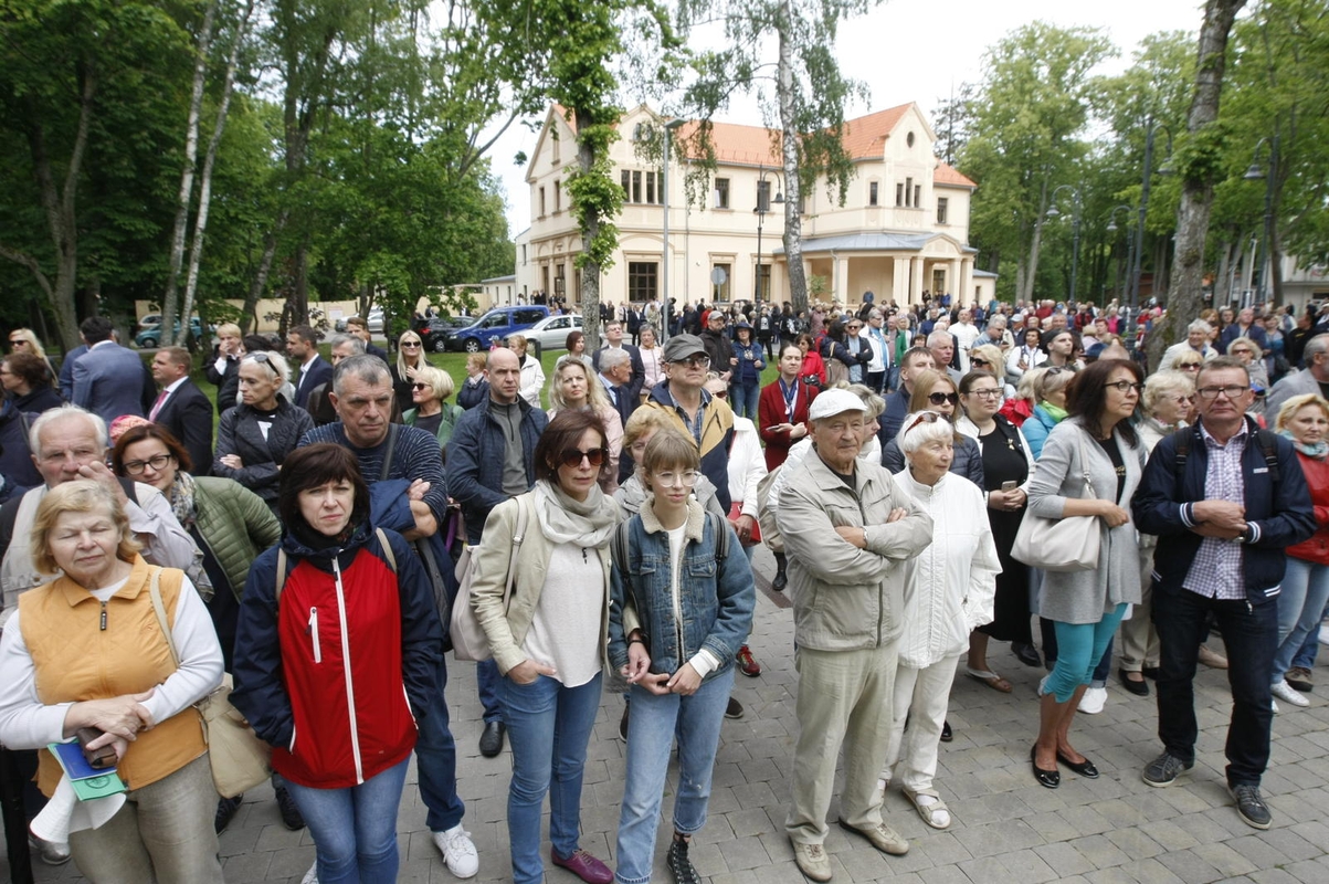 Stasio Povilaičio parašo atidengimas Palangoje