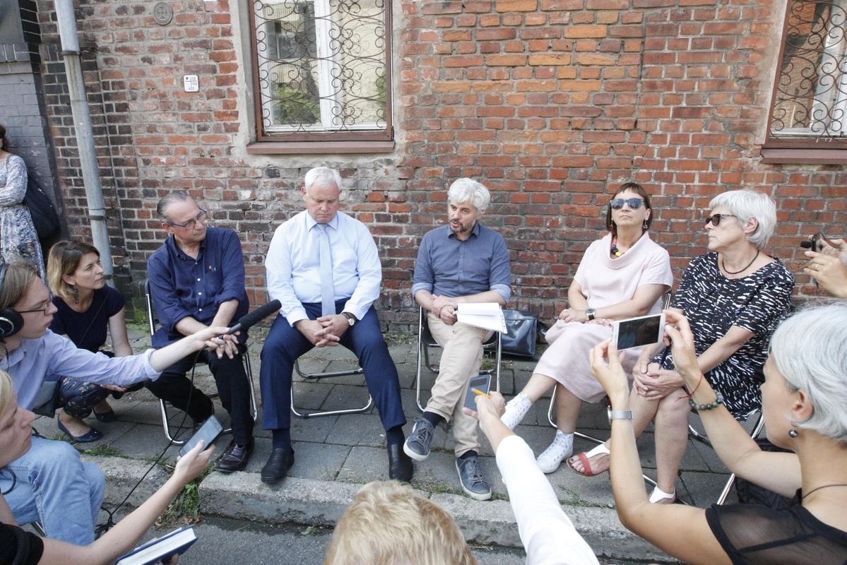 Vyriausybės tyla kelia nerimą: kam atiteks Jūros gatvėje esantis pastatas?