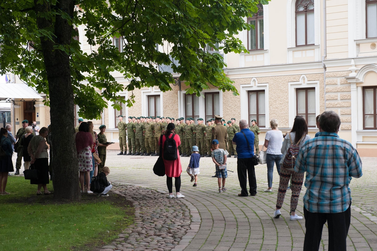 Prisiekė nauja karininkų laida