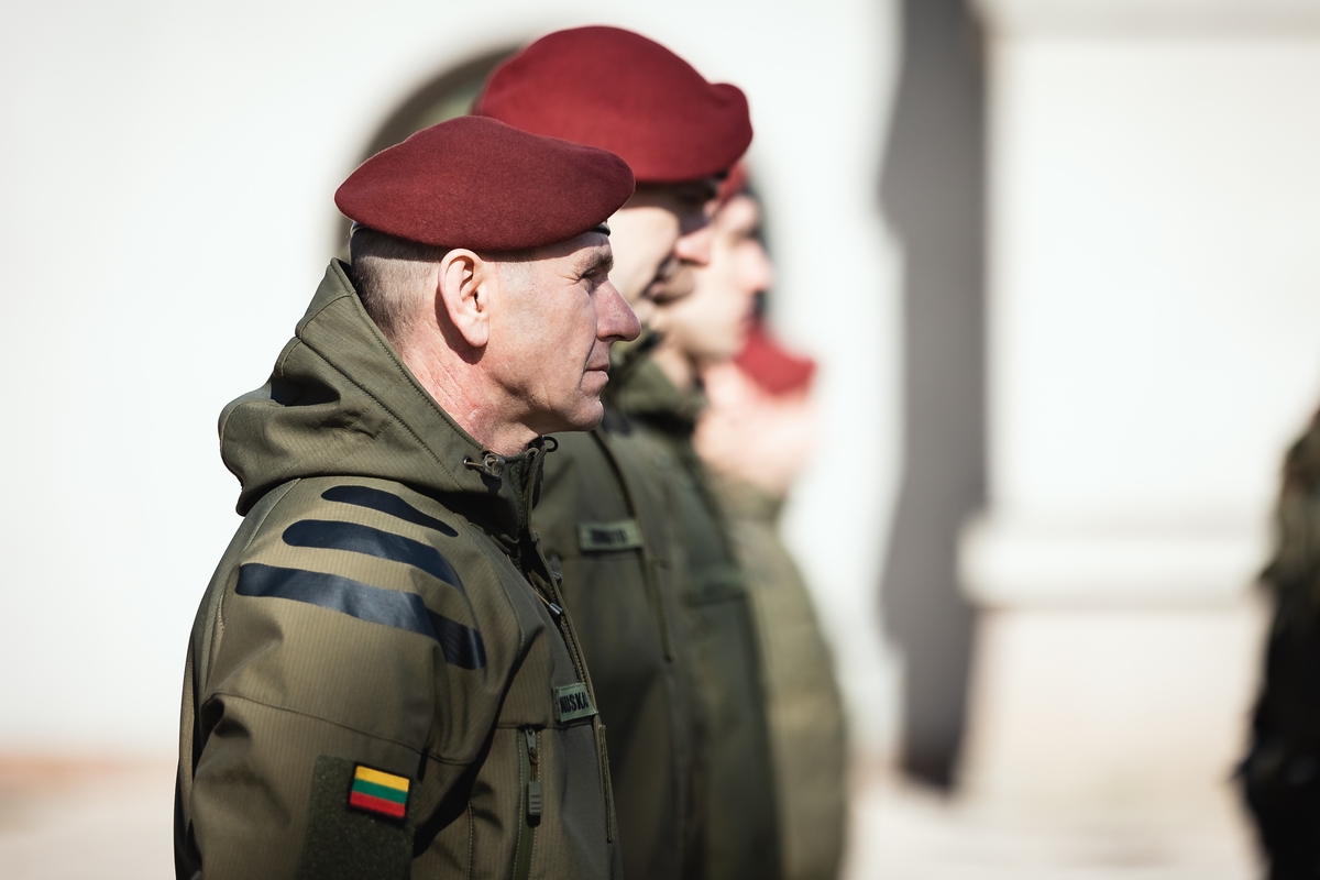 Kariai savanoriai išlydimi į Malį