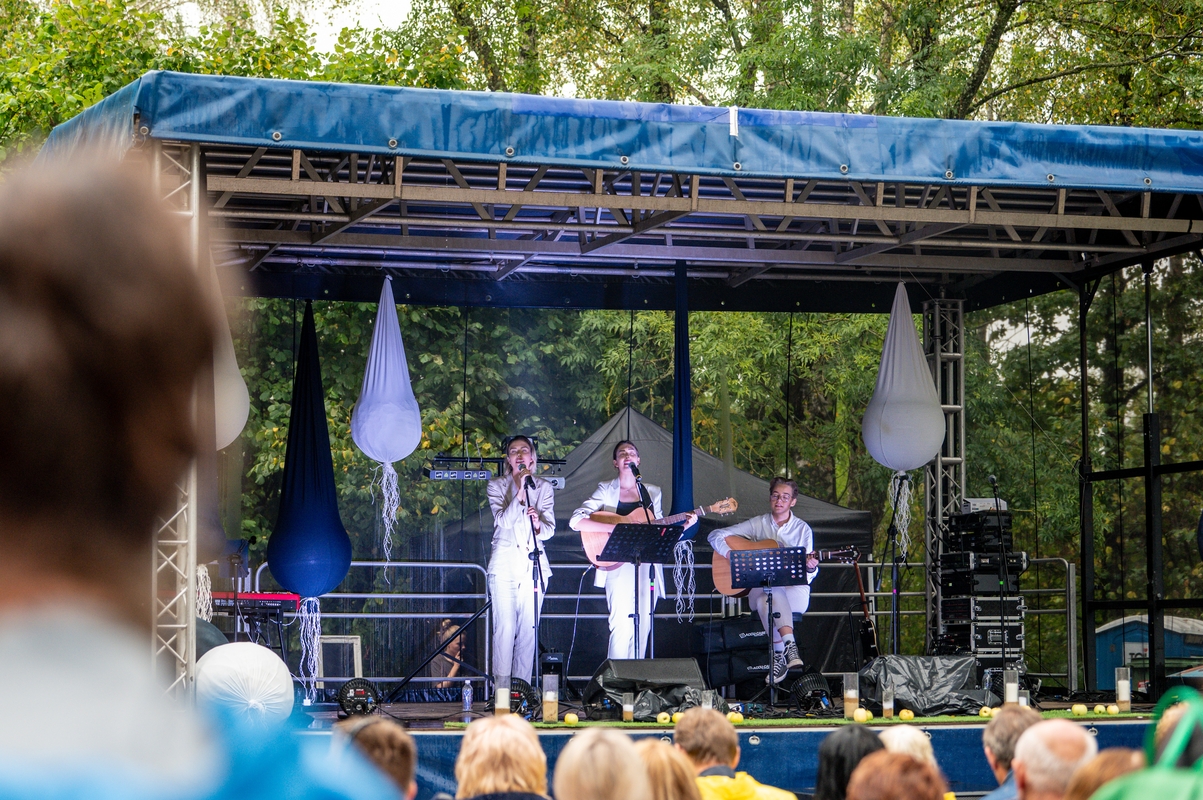 Skambantis Kadagių slėnis