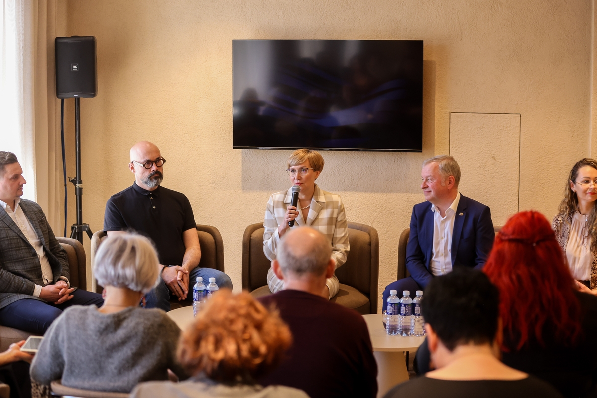 Klaipėdos valstybinio muzikinio teatro rūmų atidarymo spaudos konferencija