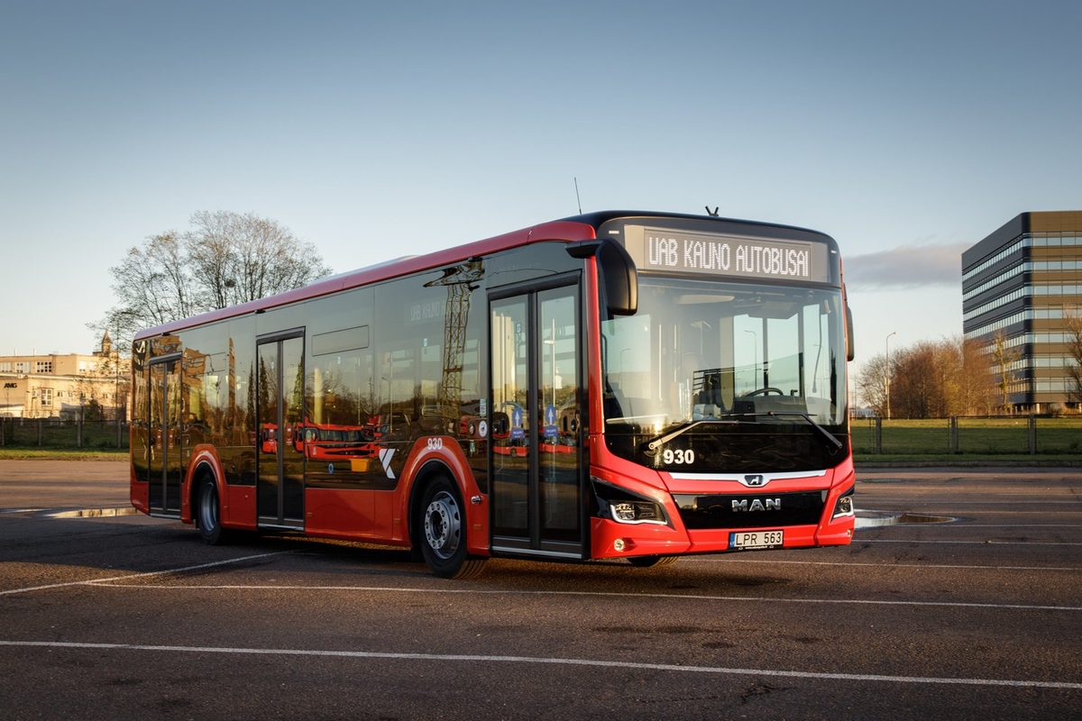 Ryžtas: R. Kramičius sako, kad nėra ko bijoti vairuoti autobusą, tiesiog reikia imti ir pabandyti.