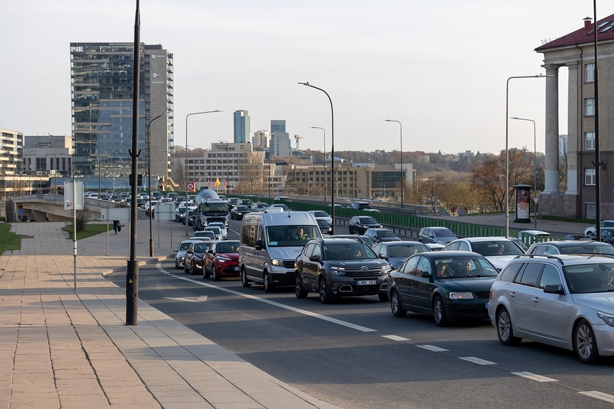 Vairuotojai, dėmesio: praneša svarbią žinią dėl vairuotojo pažymėjimo