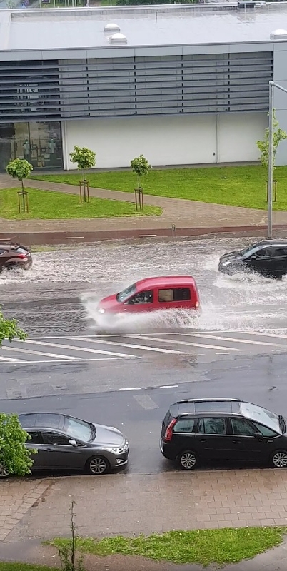 Lietuvoje – stiprus lietus ir kruša