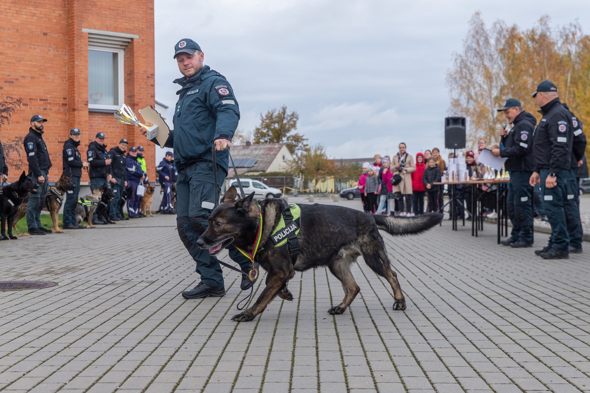 Policijos kinologų daugiakovės pirmenybių apdovanojimai
