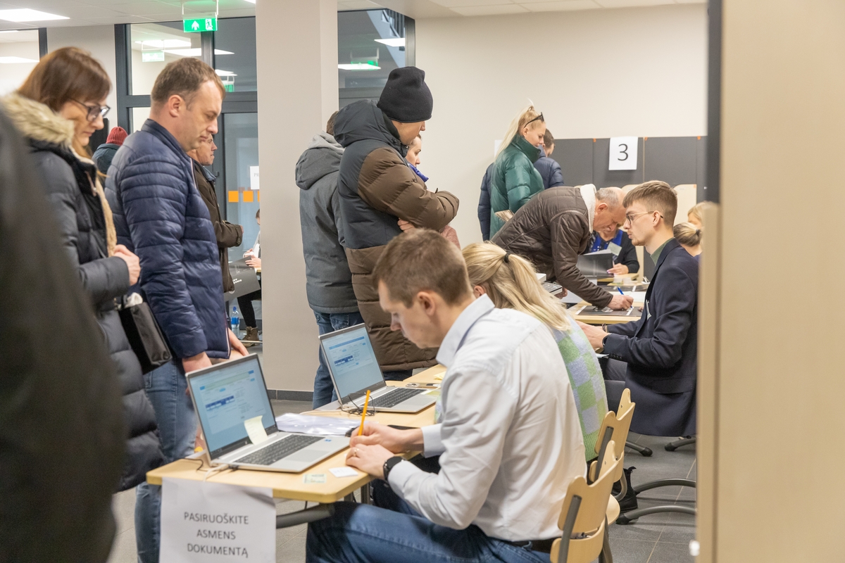 Rinkimai į savivaldą Kaune 2023 m.