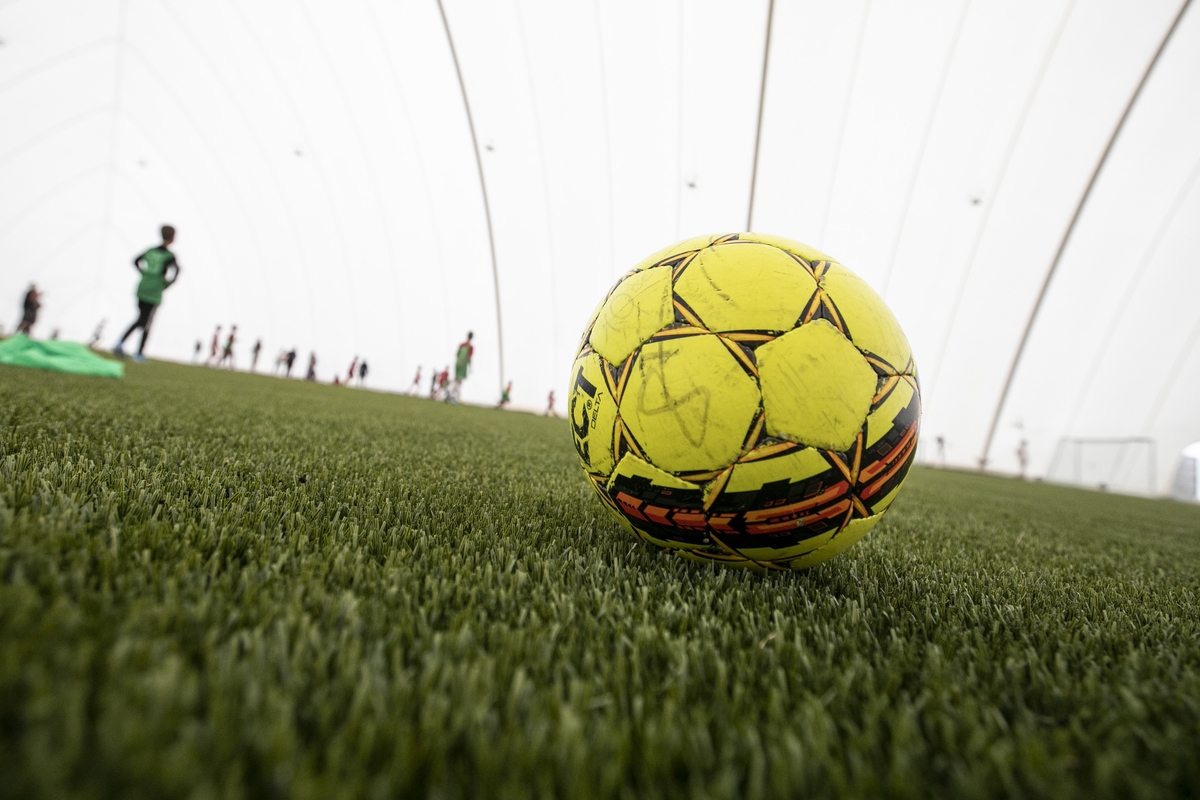 Pilaitės dengto futbolo maniežo atidarymas