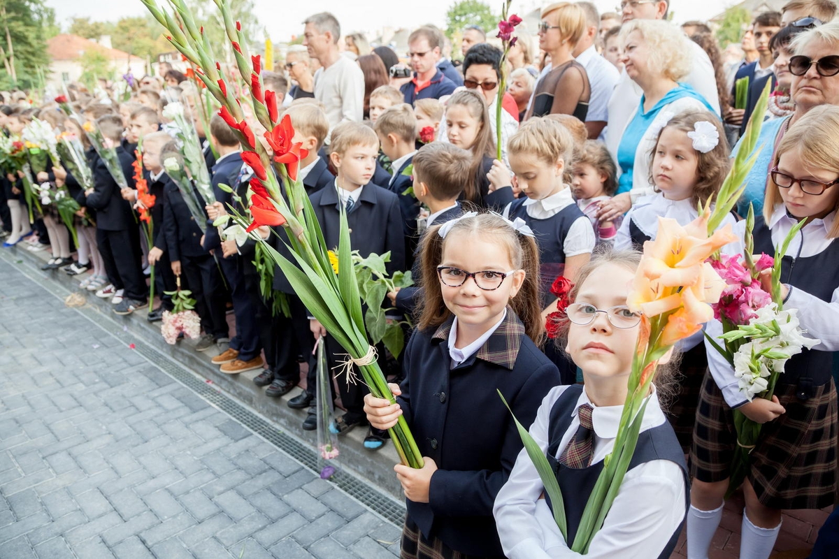 Į sostinės mokyklas nebetelpa pirmokai
