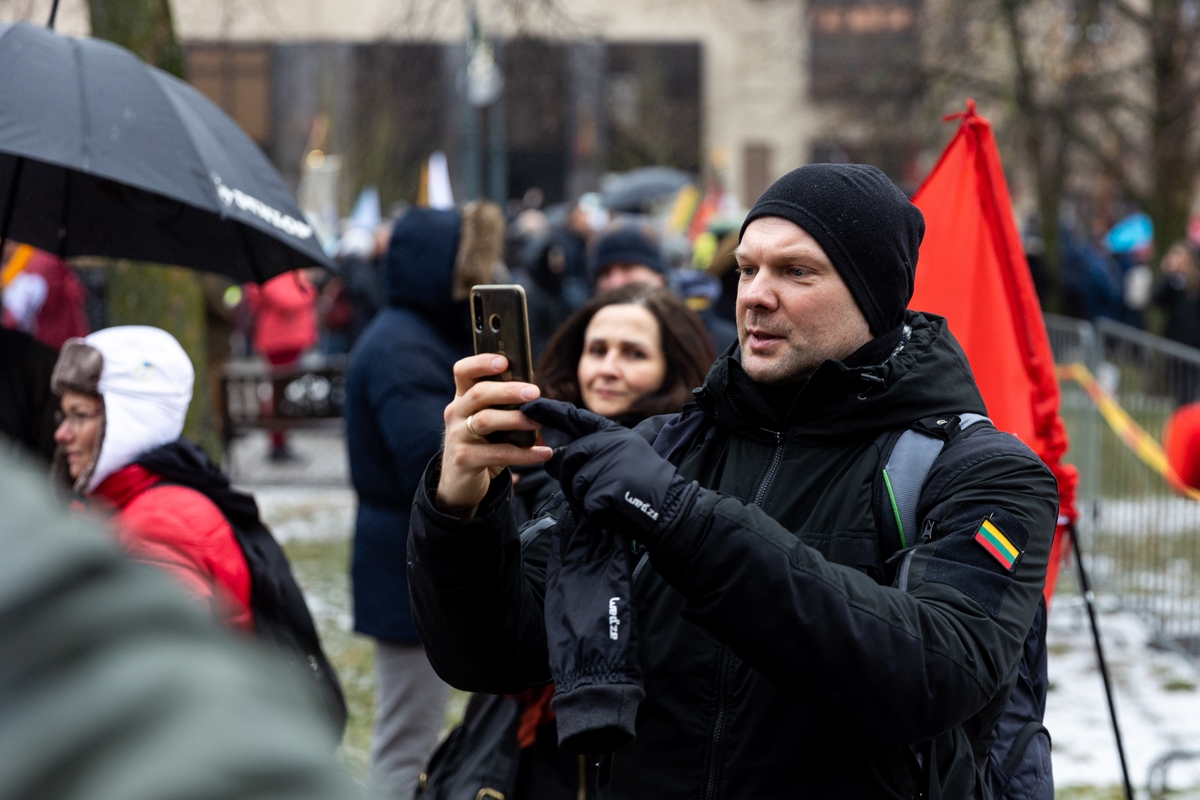 Protestas prie Seimo Sausio 13-ąją