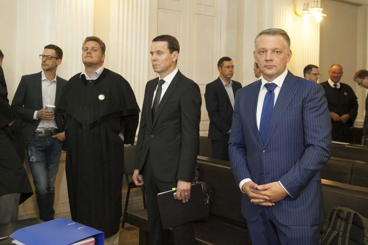 Advokatai: buvę ir esami Seimo nariai „MG Baltic“ korupcijos byloje turi būti išteisinti