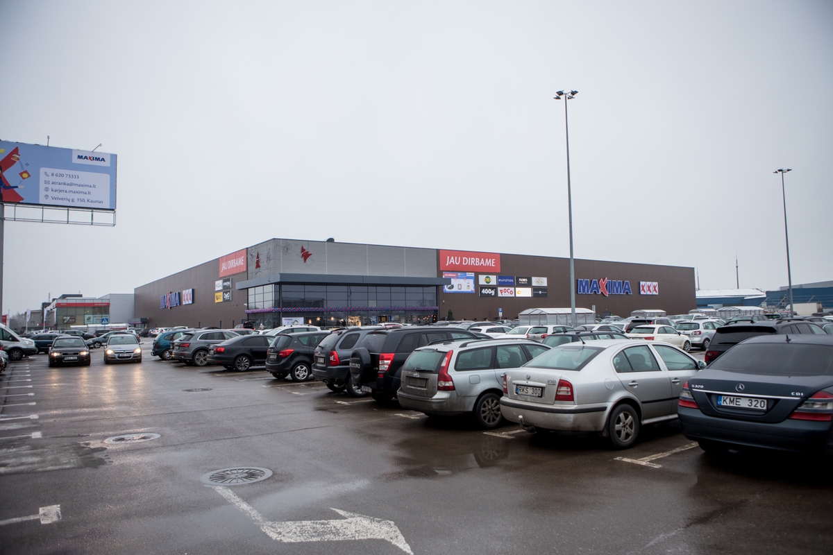 Pirkėjai plūsta į atnaujintą Aleksoto „Maximą“