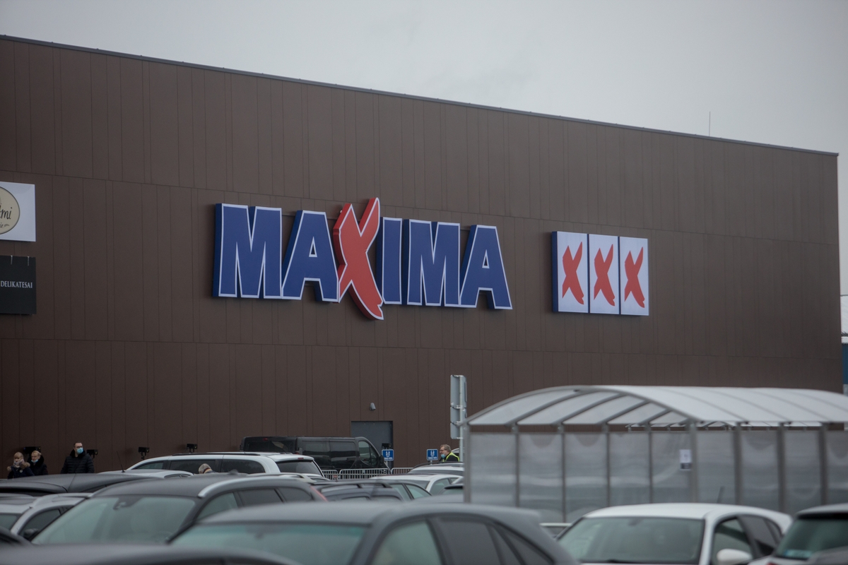 Pirkėjai plūsta į atnaujintą Aleksoto „Maximą“