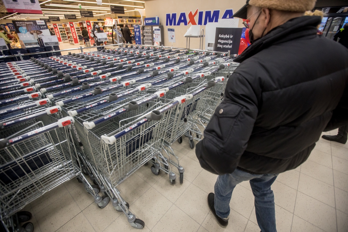 Pirkėjai plūsta į atnaujintą Aleksoto „Maximą“