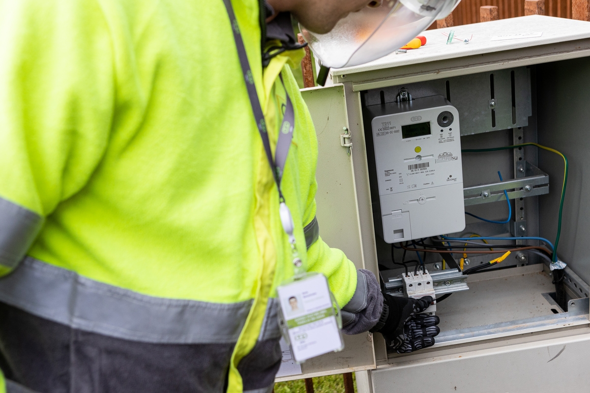 ESO pradėjo išmaniųjų elektros skaitiklių projektą