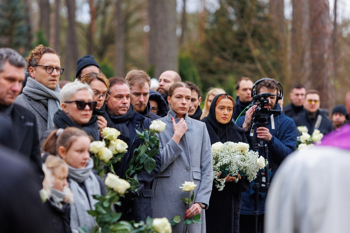 A. Jagelavičiūtės laidotuvės Karmėlavos kapinėse