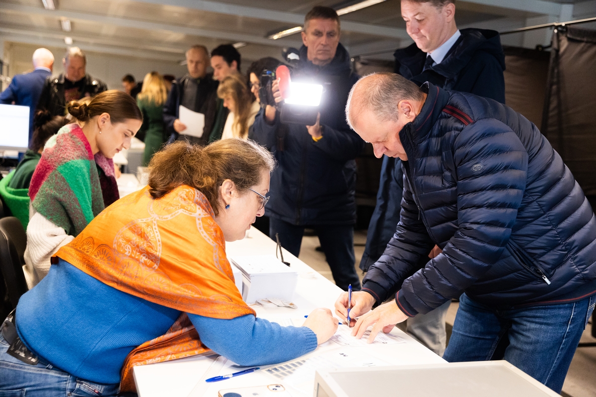 Seimo rinkimai 2024 m.: Lietuvoje prasidėjo išankstinis balsavimas