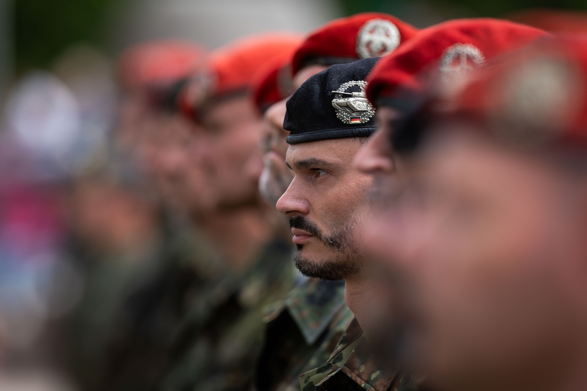 Vokietijos 45-osios šarvuotosios brigados inauguracija