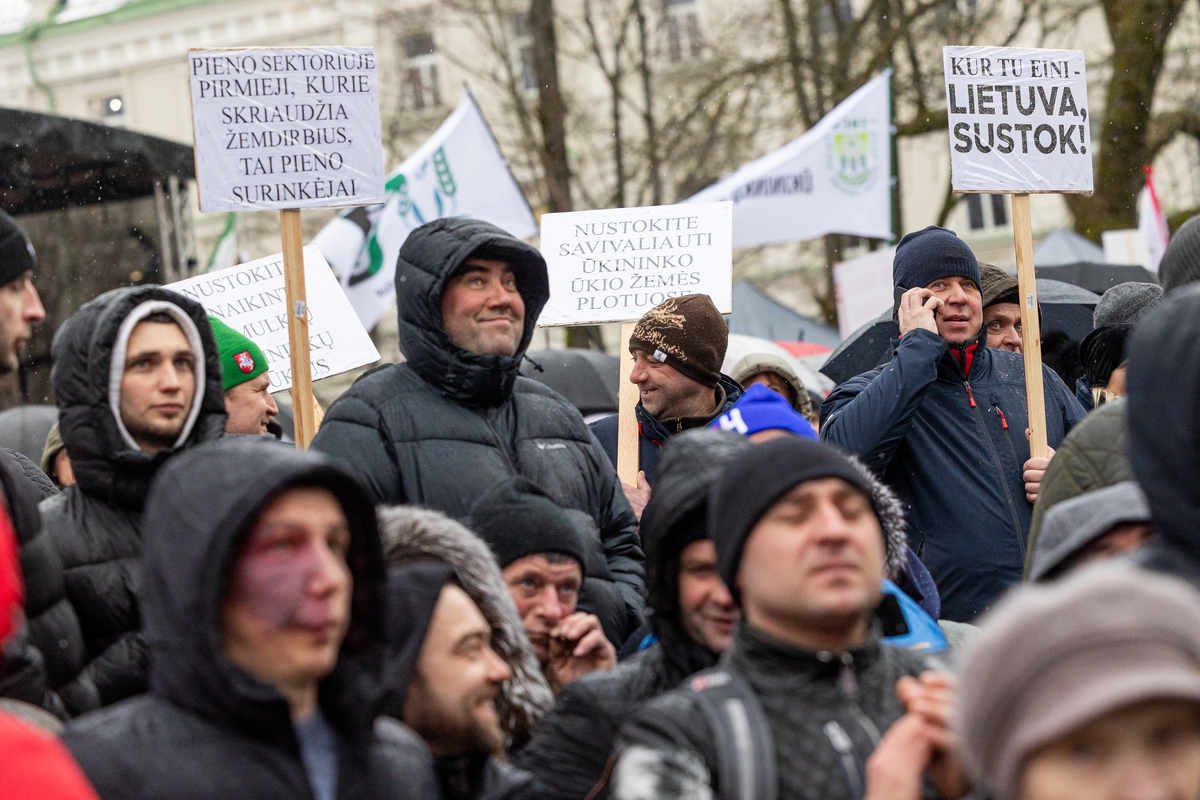 Vilniuje prasidėjo žemdirbių mitingas