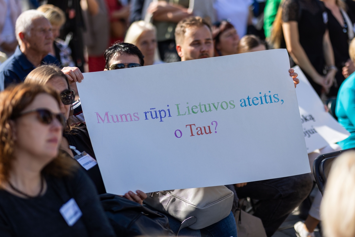 Prie Vyriausybės prasideda mokytojų streikas