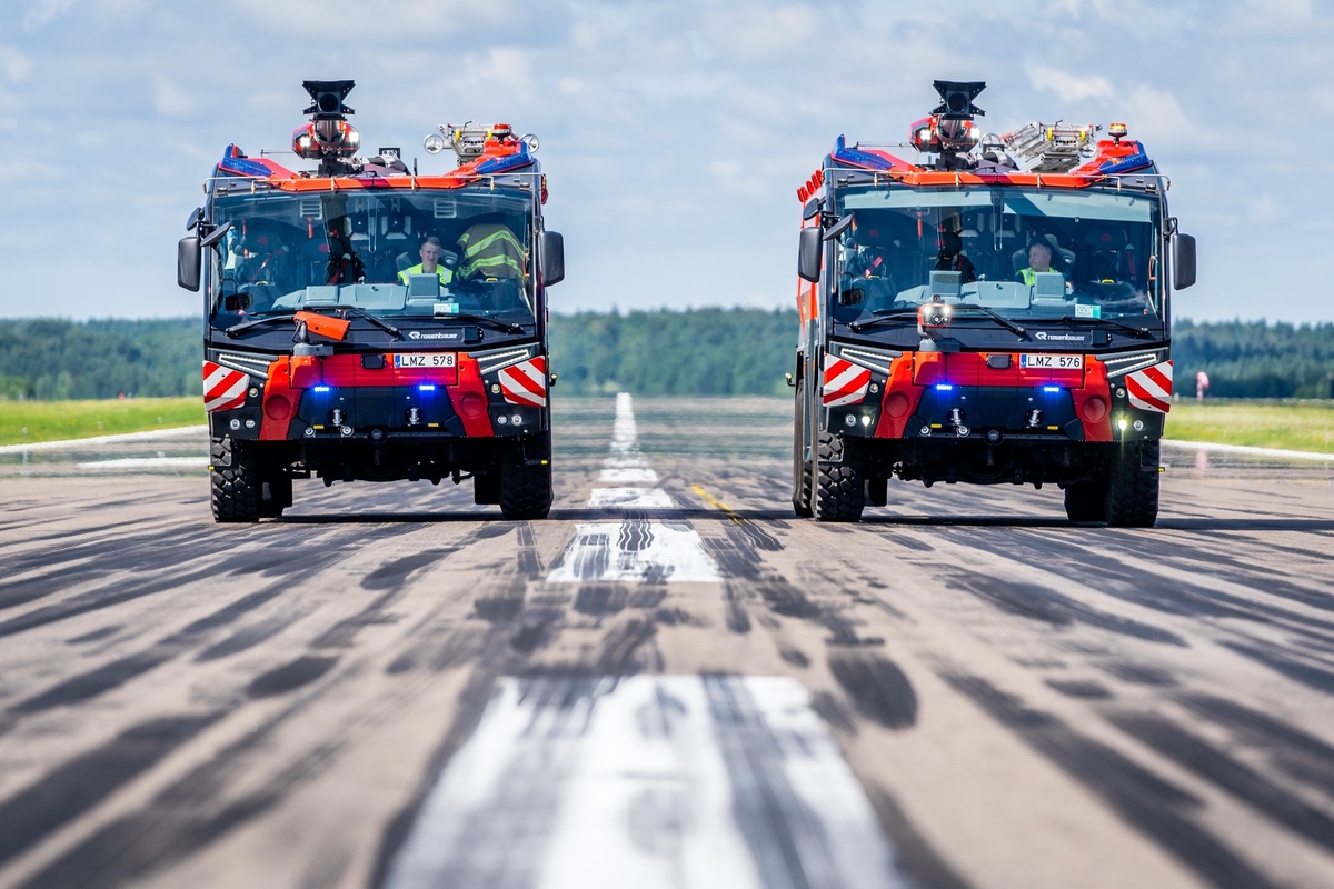 Pirkinys: "Rosenbauer Panther" mašinos pasižymi ne tik išskirtine išvaizda, bet ir technine specifikacija.