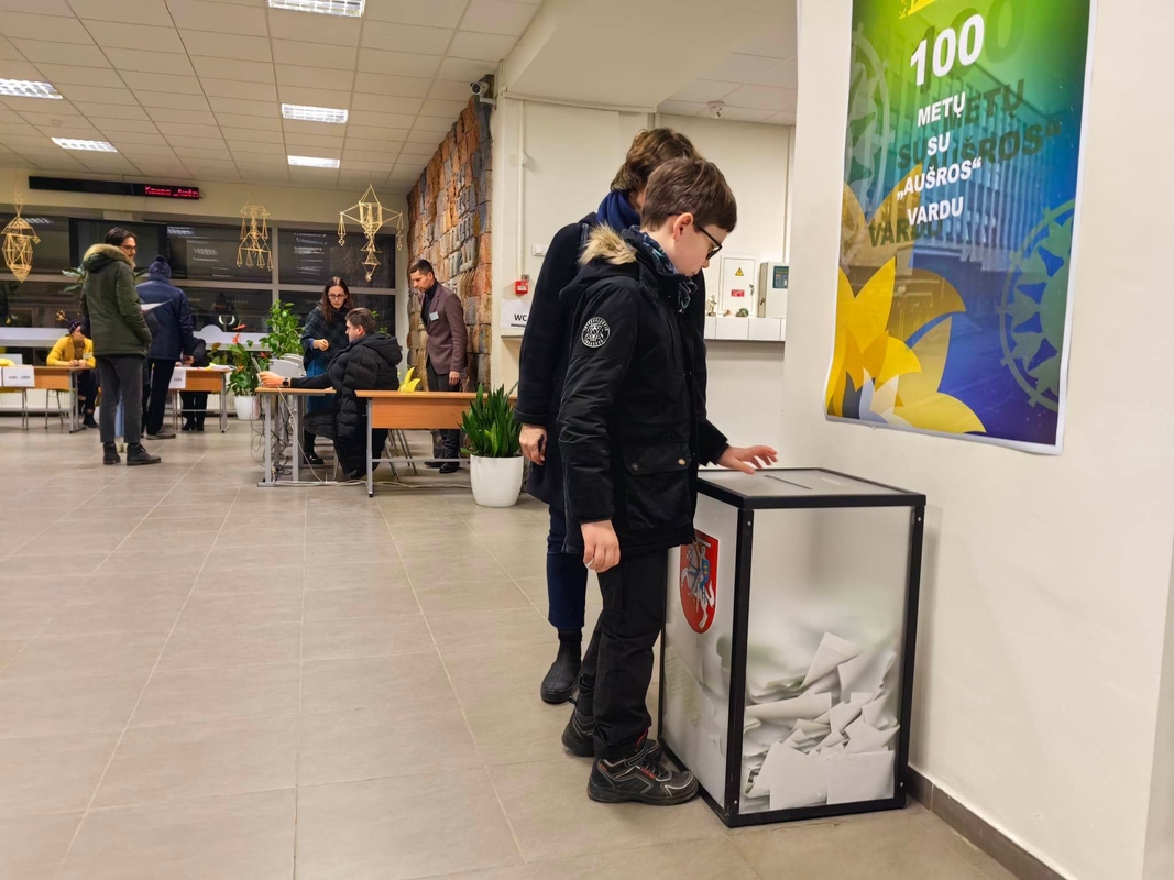 Rinkimai baigėsi – skaičiuojami rezultatai