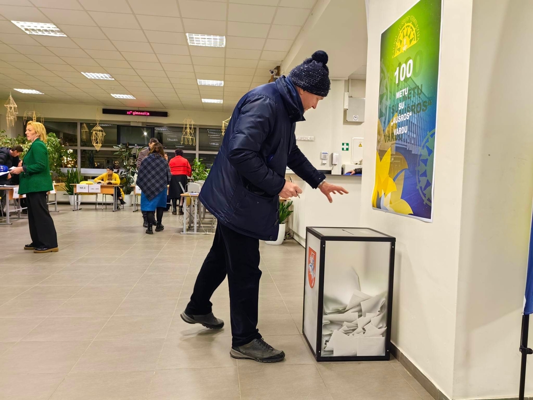 Rinkimai baigėsi – skaičiuojami rezultatai