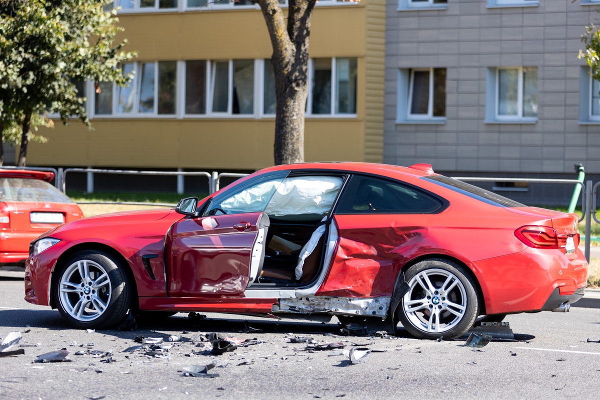 Vilniuje – motociklo ir BMW avarija  