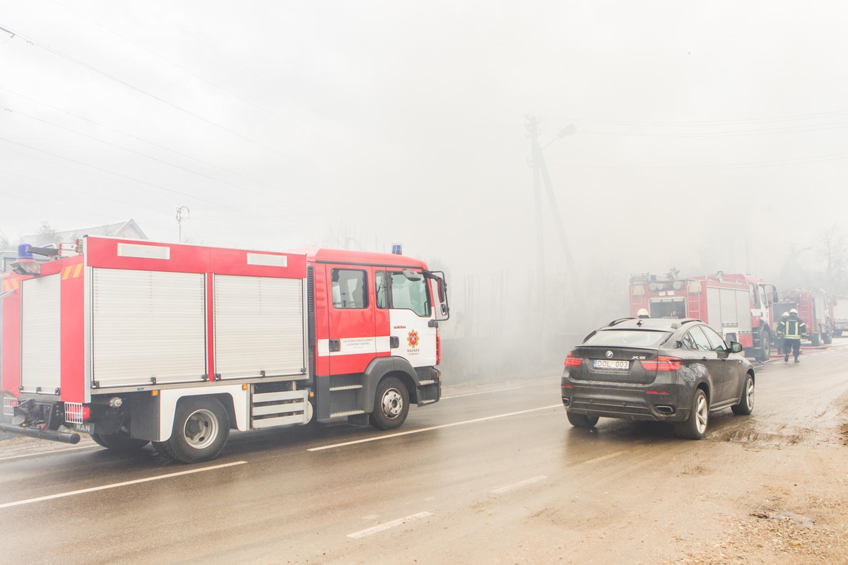 Didžiulis gaisras Aleksote, Juodelynės gatvėje