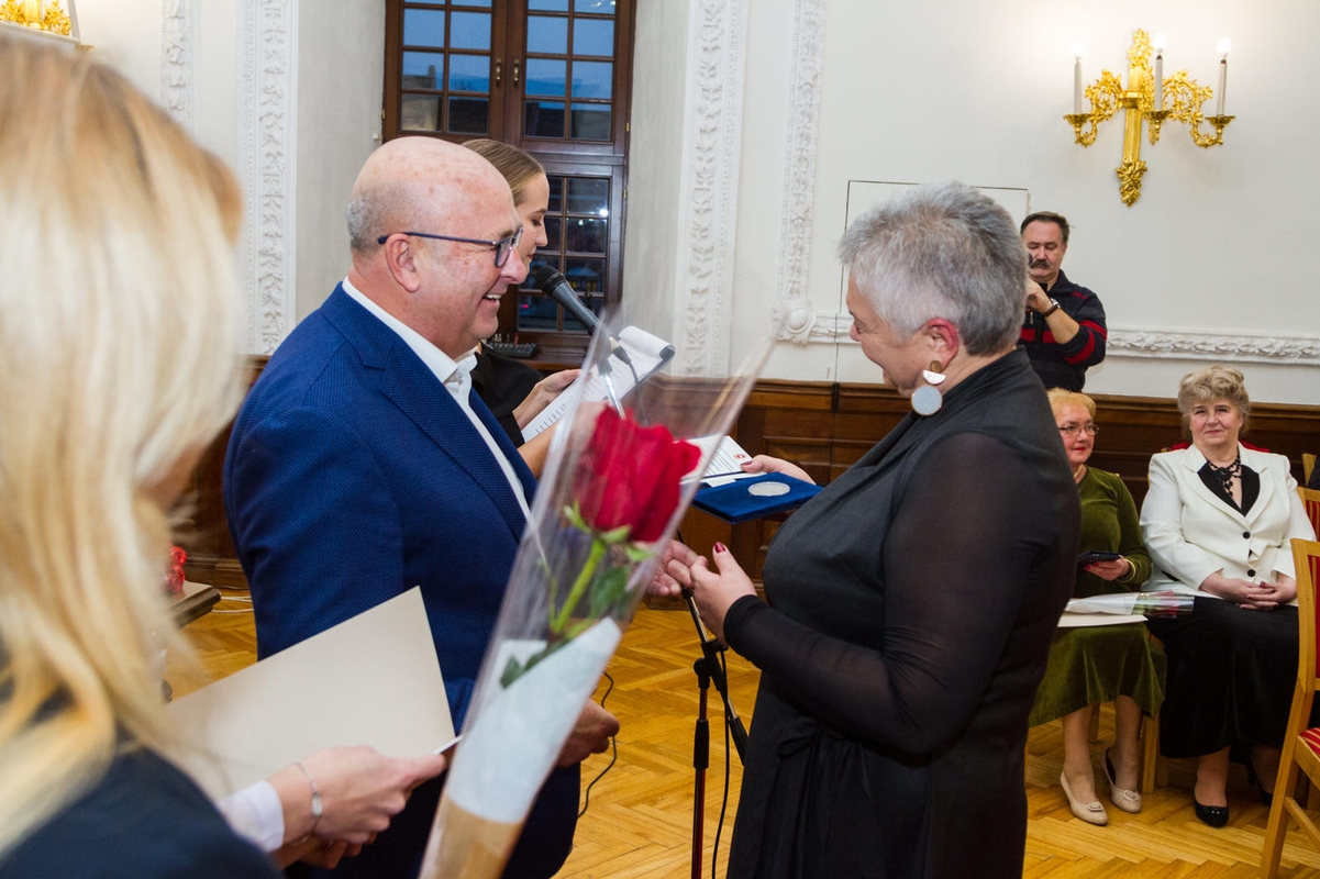 Rotušėje – iškilmingas greitosios medicinos pagalbos stoties darbuotojų pagerbimas