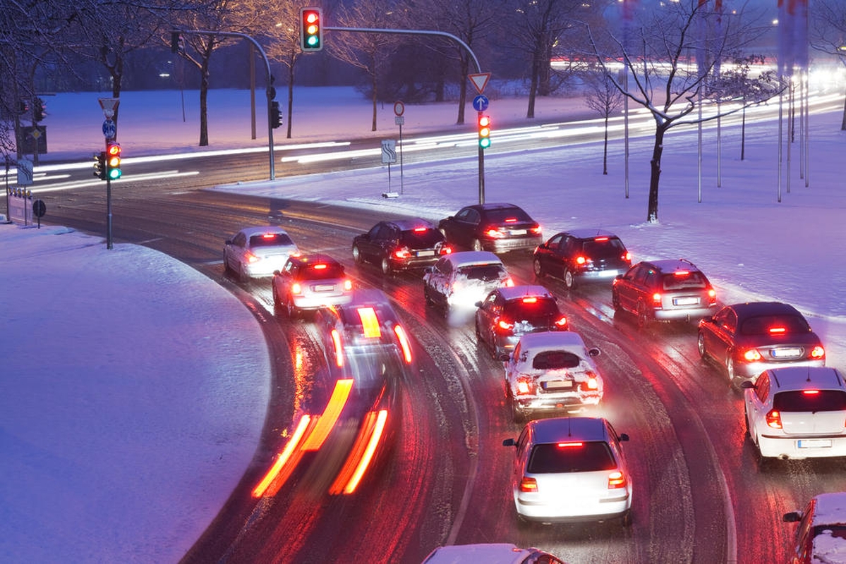 Kelininkai perspėja: naktį eismą sunkins šlapdriba, lijundra, plikledis, rūkas