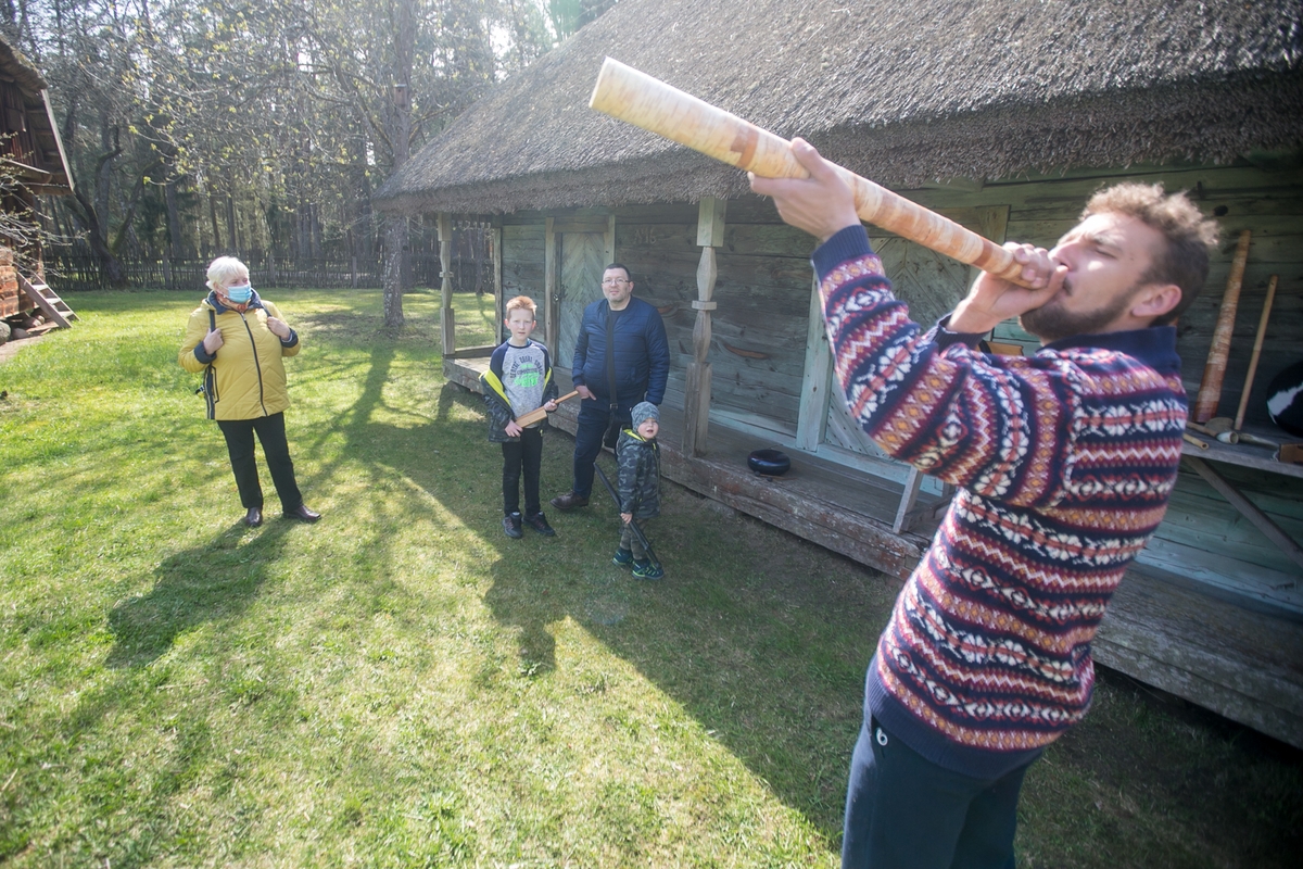 Liaudies buities muziejus Rumšiškėse pradėjo vasaros sezoną