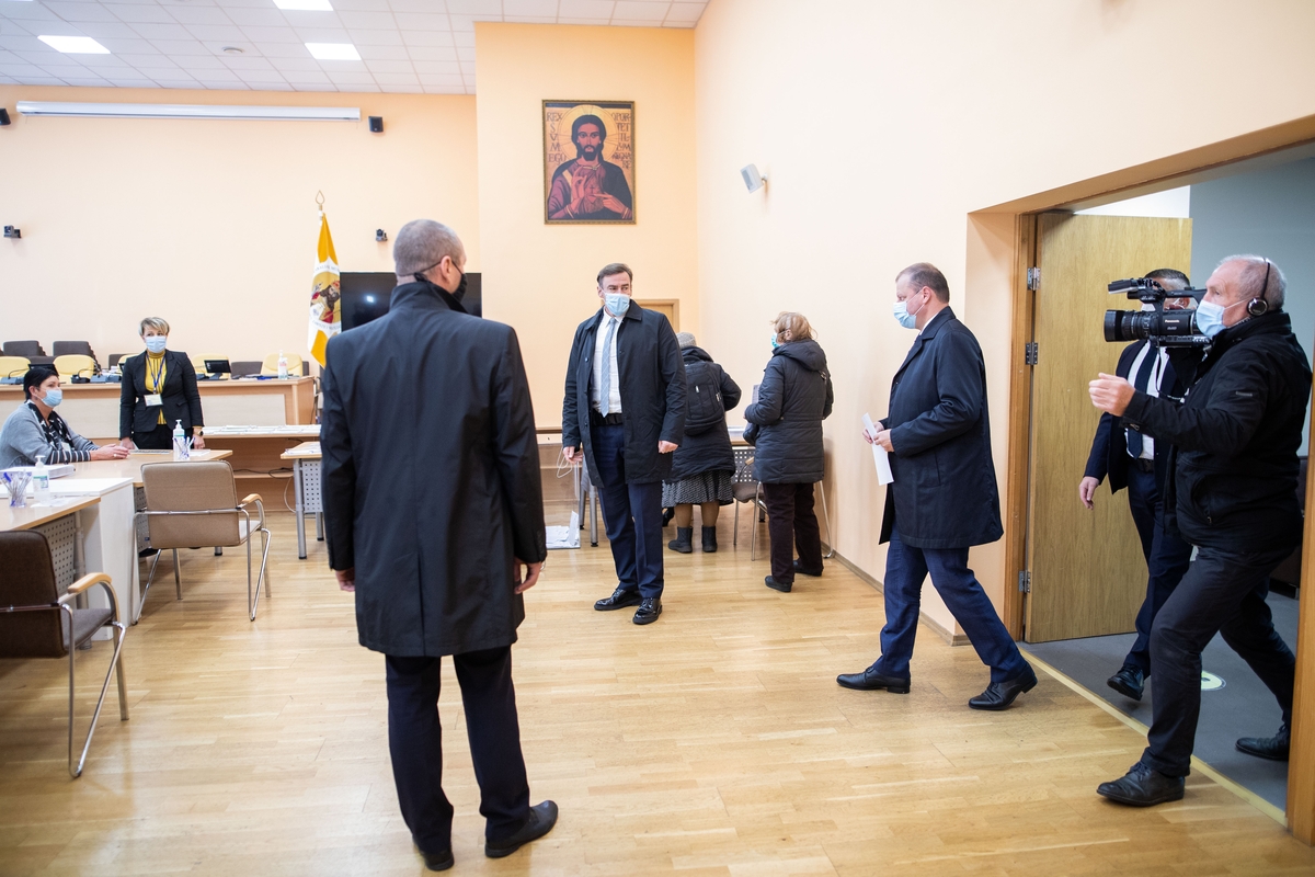Prezidentas ir premjeras balsavo antrajame Seimo rinkimų ture