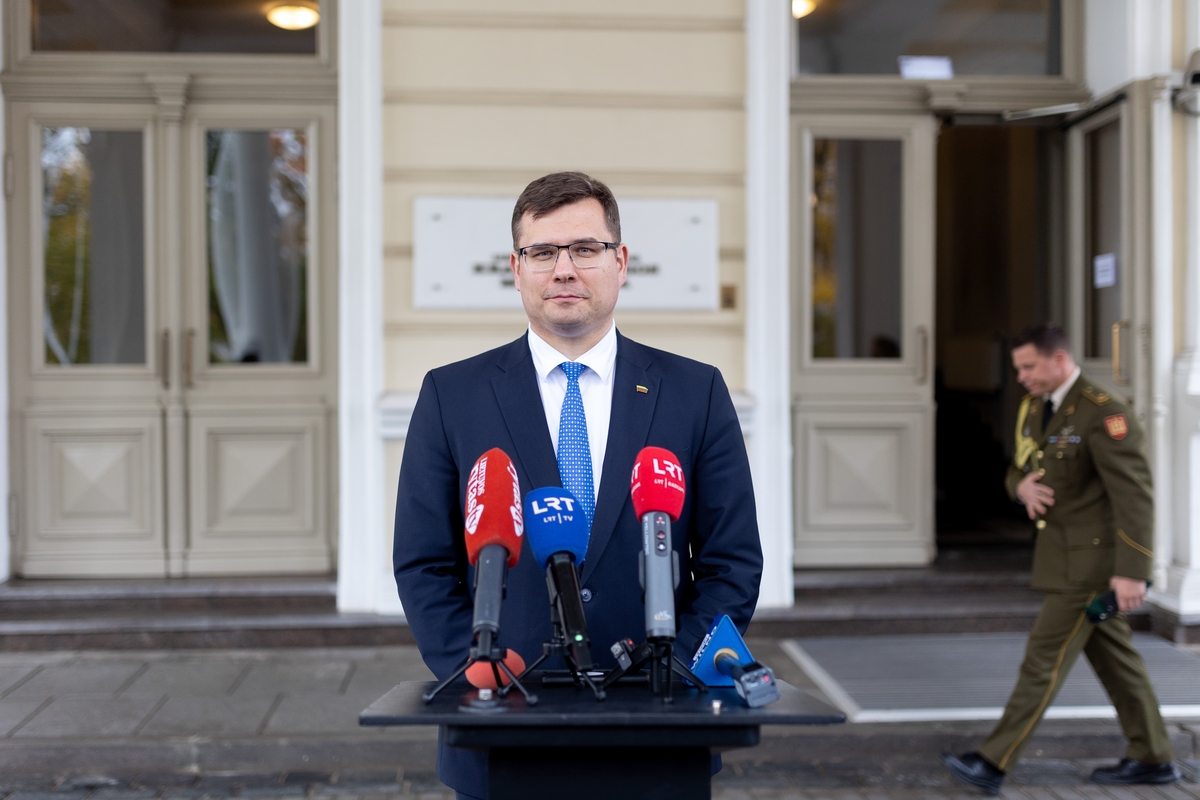 Valstybės gynimo tarybos posėdis Prezidentūroje