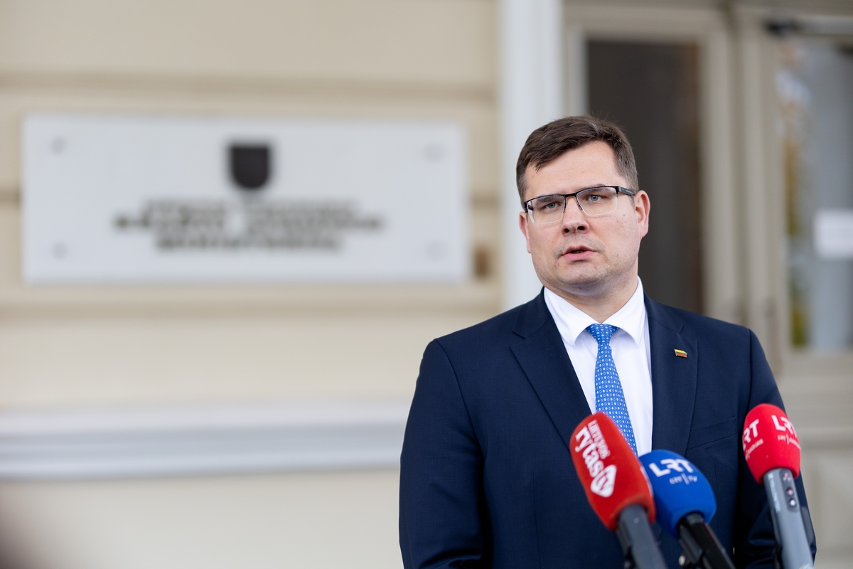 Valstybės gynimo tarybos posėdis Prezidentūroje