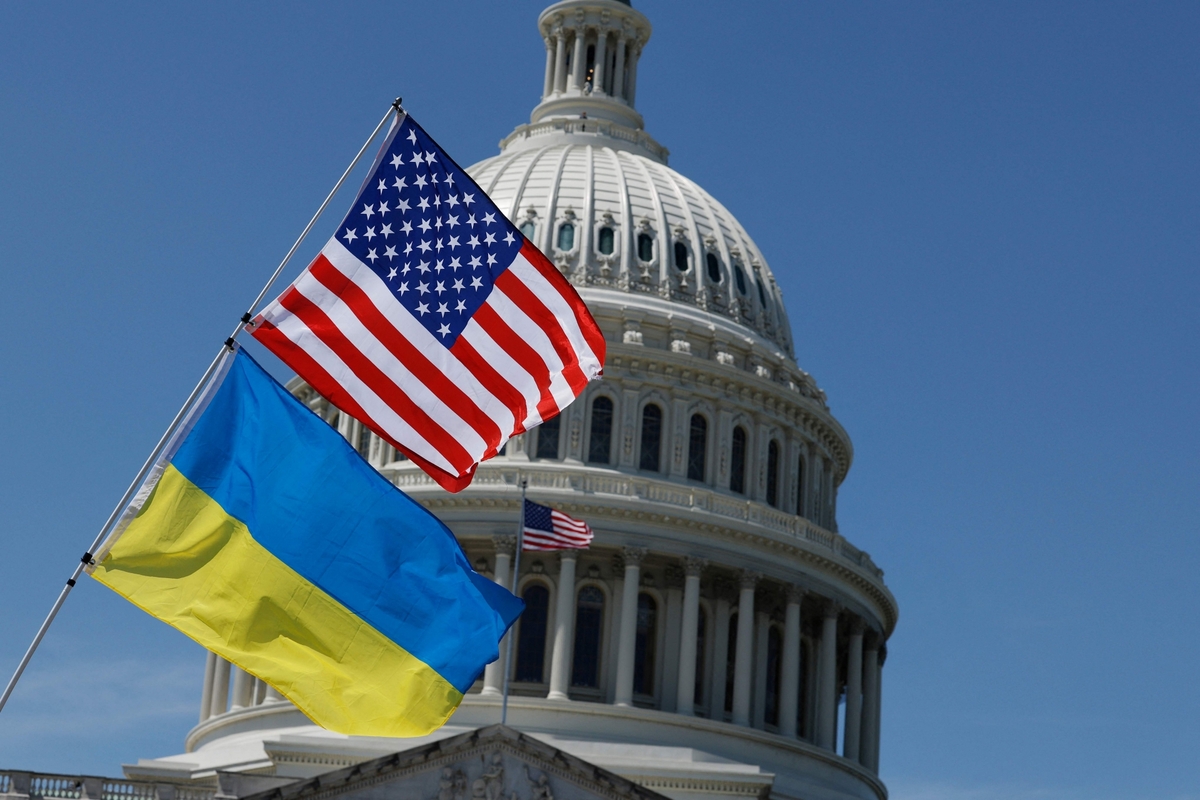Galimą Ukrainos ir JAV susitarimą dėl naudingųjų iškasenų lydi susirūpinimas