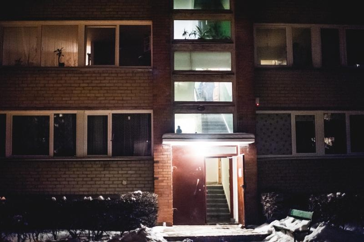 Vilniuje iš gaisro rūsyje išgelbėtas žmogus