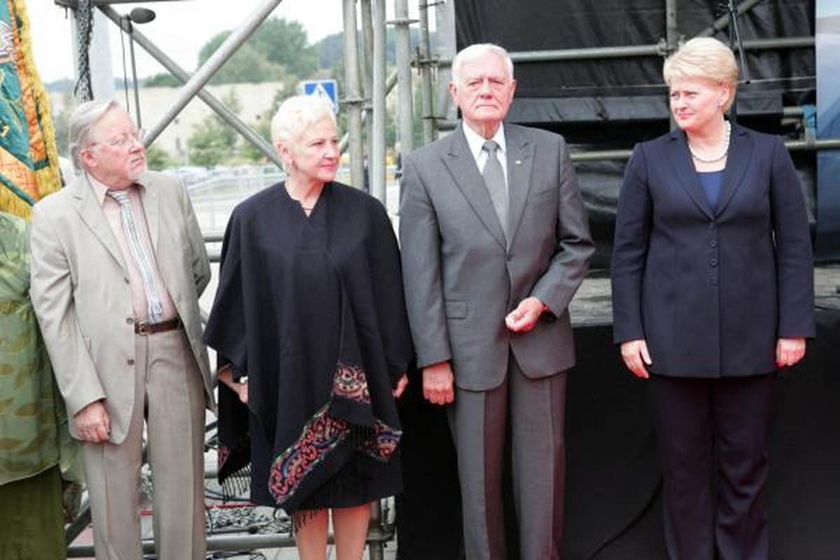 "Laisvės kelio" skulptūra primins Baltijos kelią