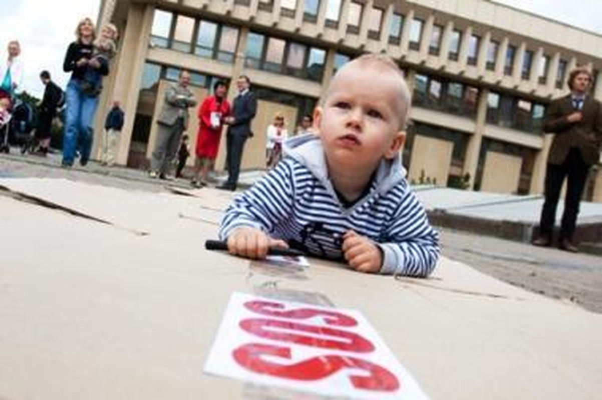 Seimas neuždraudė mušti vaikų, ką šeima daro – tai jos reikalas